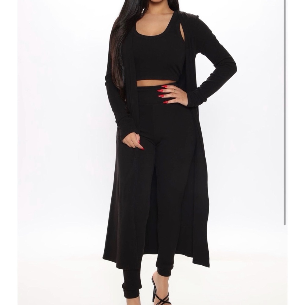 Movin' On Ribbed 3 Piece Legging Set - Black
Size: M
